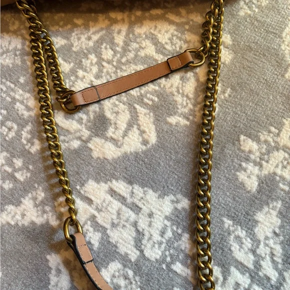 Kurt Geiger Tan Quilted Leather Bag with Gold Chain - Picture 9 of 10